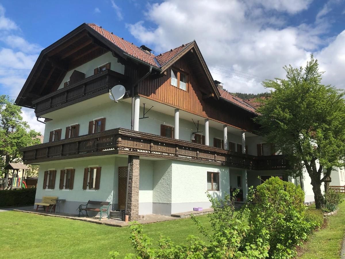 Ferienwohnungen "Haus Schuster"